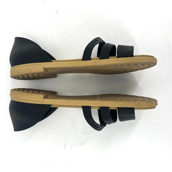 Crocs Rubber Slip-On Black Sandals 3-Bar Closed Back Waterproof Flats Size 8 - Picture 6 of 7